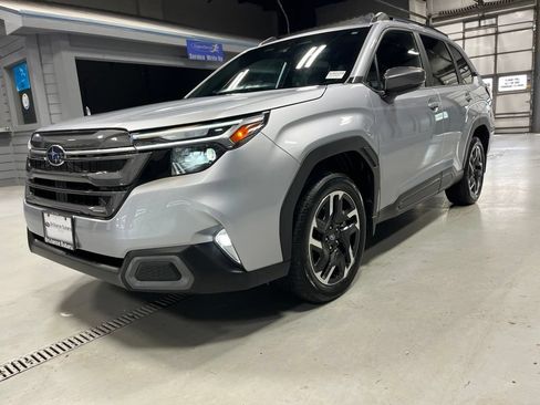 Used 2026 Subaru Forester Limited AWD/4WD image 3
