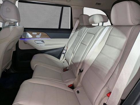 New 2026 Mercedes-Benz GLS 450 4MATIC image 18