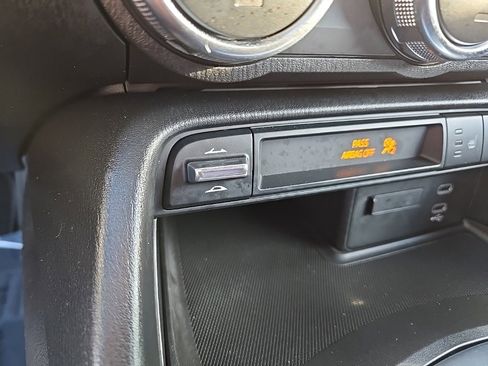 Used 2024 MAZDA MX-5 Miata RF Grand Touring image 57