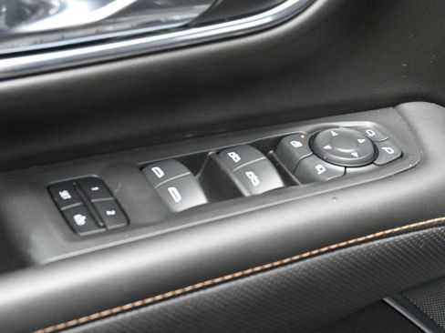 Used 2023 GMC Yukon XL AT4 w/ AT4 Premium Package image 14