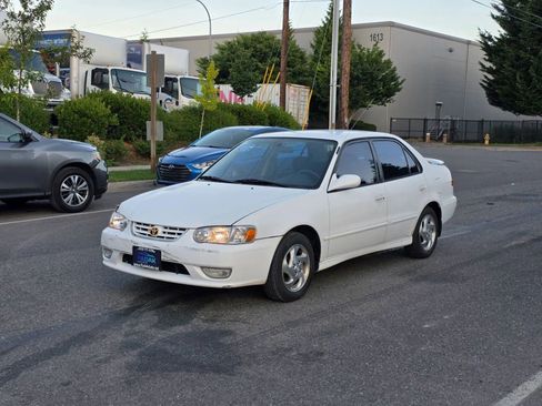 Used 2002 Toyota Corolla S image 3