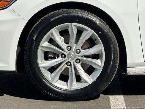 Used 2025 Chevrolet Malibu LT FWD image 26
