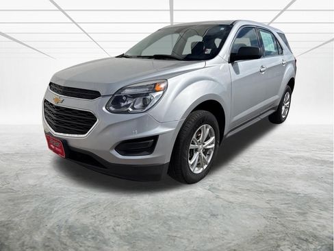 Used 2017 Chevrolet Equinox LS image 1