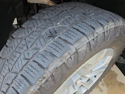 Used 2023 Chevrolet Silverado 1500 LTZ w/ Z71 Off-Road Package AWD/4WD image 12