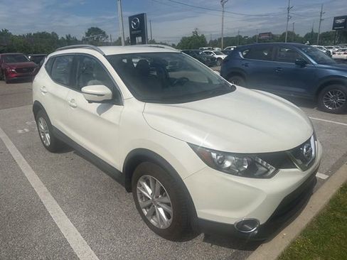 Used 2018 Nissan Rogue Sport SV w/ SV Technology Package AWD/4WD image 20