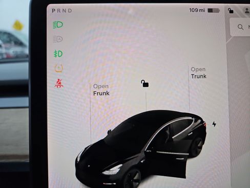 Used 2018 Tesla Model 3 Long Range image 24