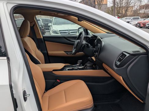 New 2026 Lexus NX 350h 350h Premium image 7