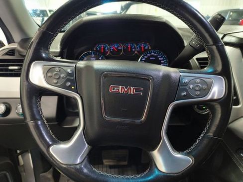 Used 2019 GMC Yukon XL SLT AWD/4WD image 13