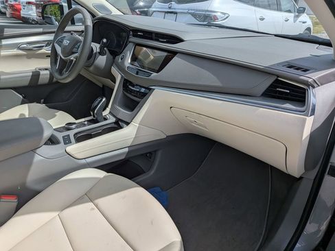 Certified 2024 Cadillac XT5 Premium Luxury w/ Technology Package FWD image 30
