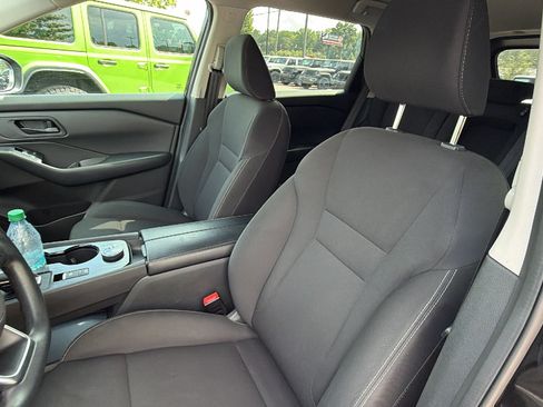 Used 2024 Nissan Rogue S AWD/4WD image 17
