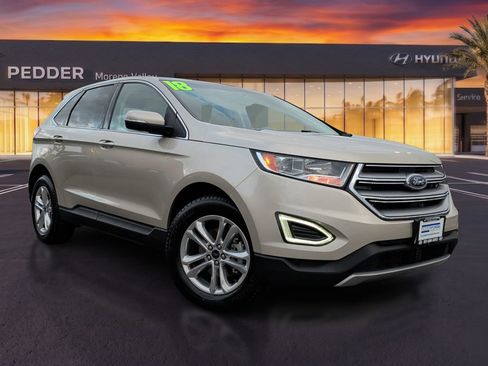 Used 2018 Ford Edge SEL w/ Equipment Group 201A FWD image 3