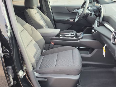New 2026 Chevrolet Equinox LT w/ Safety and Technology Package FWD image 10