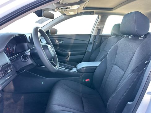 Used 2024 Honda Accord EX image 9