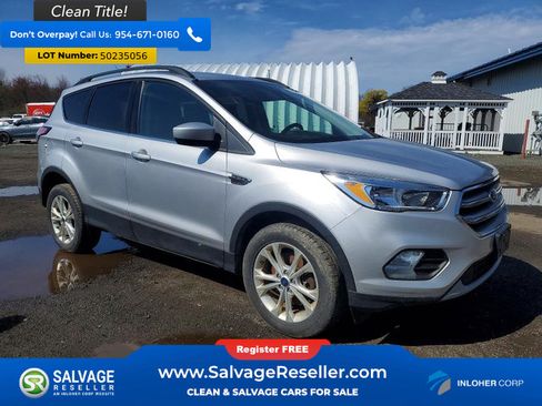 Used 2018 Ford Escape SE w/ Ford Safe & Smart Package AWD/4WD image 5