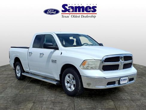 Used 2017 RAM 1500 Classic SLT RWD image 1