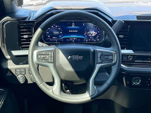 Used 2024 Chevrolet Silverado 1500 LT Trail Boss AWD/4WD image 11