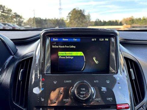 Used 2014 Chevrolet Volt FWD image 18