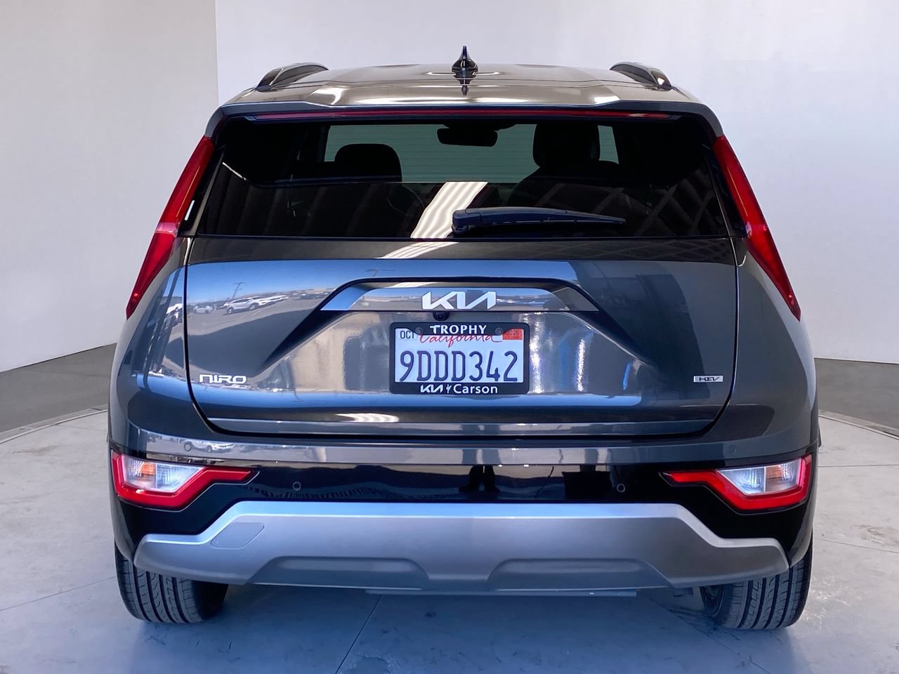 Certified 2023 Kia Niro EX Touring FWD image 4