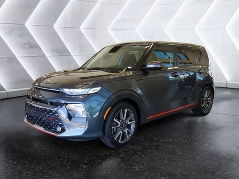 Used 2020 Kia Soul GT-Line w/ GT 2.0L Power Sunroof Package FWD image 3