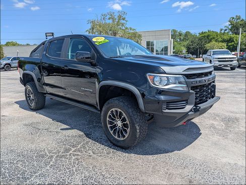 Used 2022 Chevrolet Colorado ZR2 AWD/4WD image 3