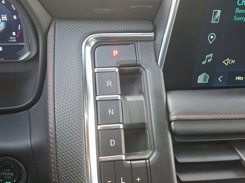 Certified 2024 Chevrolet Suburban RST w/ Luxury Package image 17