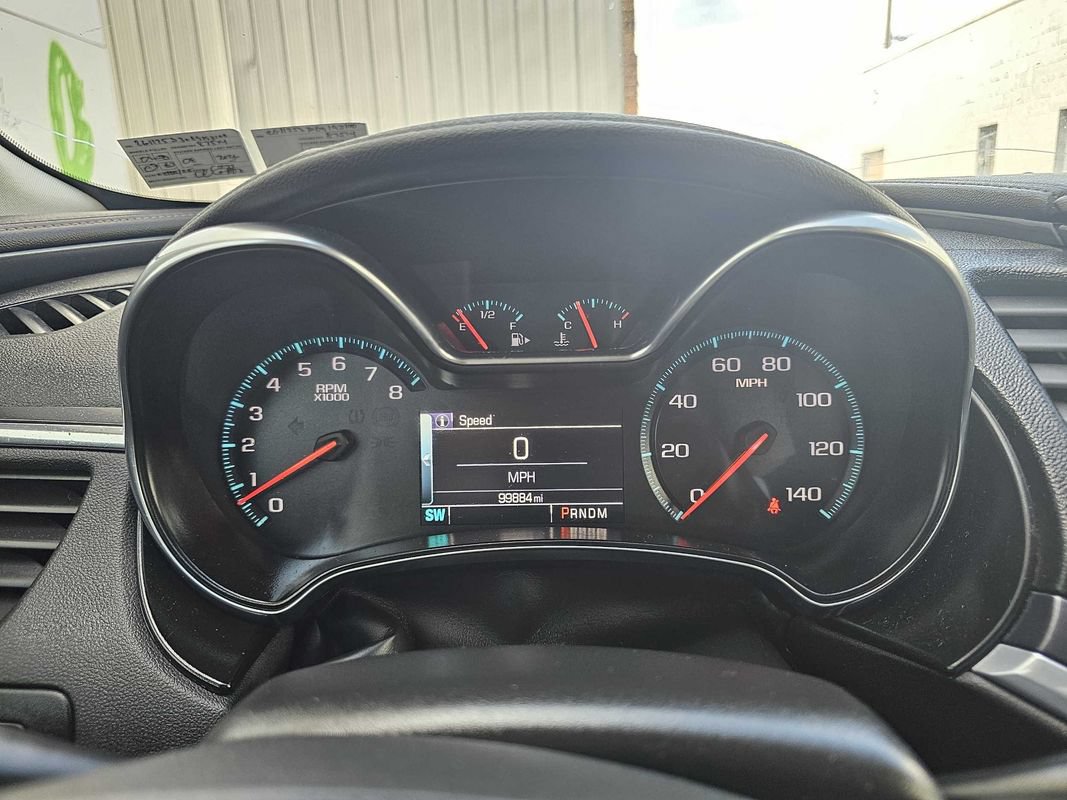 Used 2014 Chevrolet Impala LT w/ Convenience Package FWD image 21