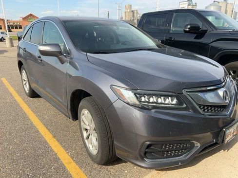 Used 2017 Acura RDX AWD image 2