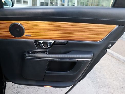 Used 2014 Jaguar XJ L Portfolio image 62