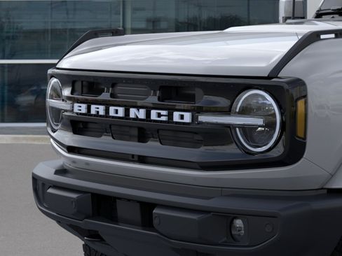 New 2026 Ford Bronco Outer Banks AWD/4WD image 21