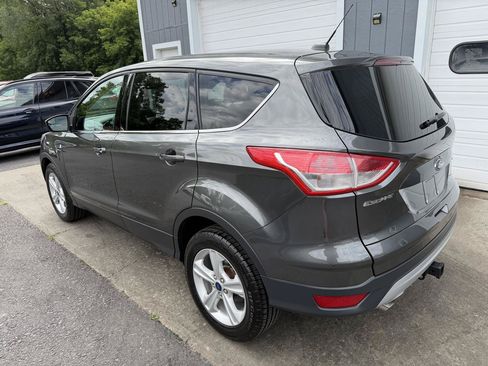 Used 2015 Ford Escape SE AWD/4WD image 6