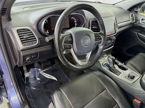 Used 2020 Jeep Grand Cherokee Limited w/ Luxury Group II AWD/4WD image 19