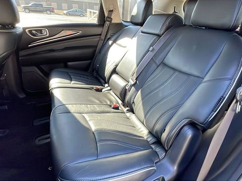 Used 2020 INFINITI QX60 Luxe w/ Essential Package image 16