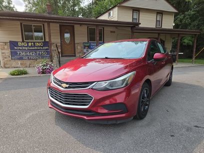 Used 2018 Chevrolet Cruze LT w/ Convenience Package