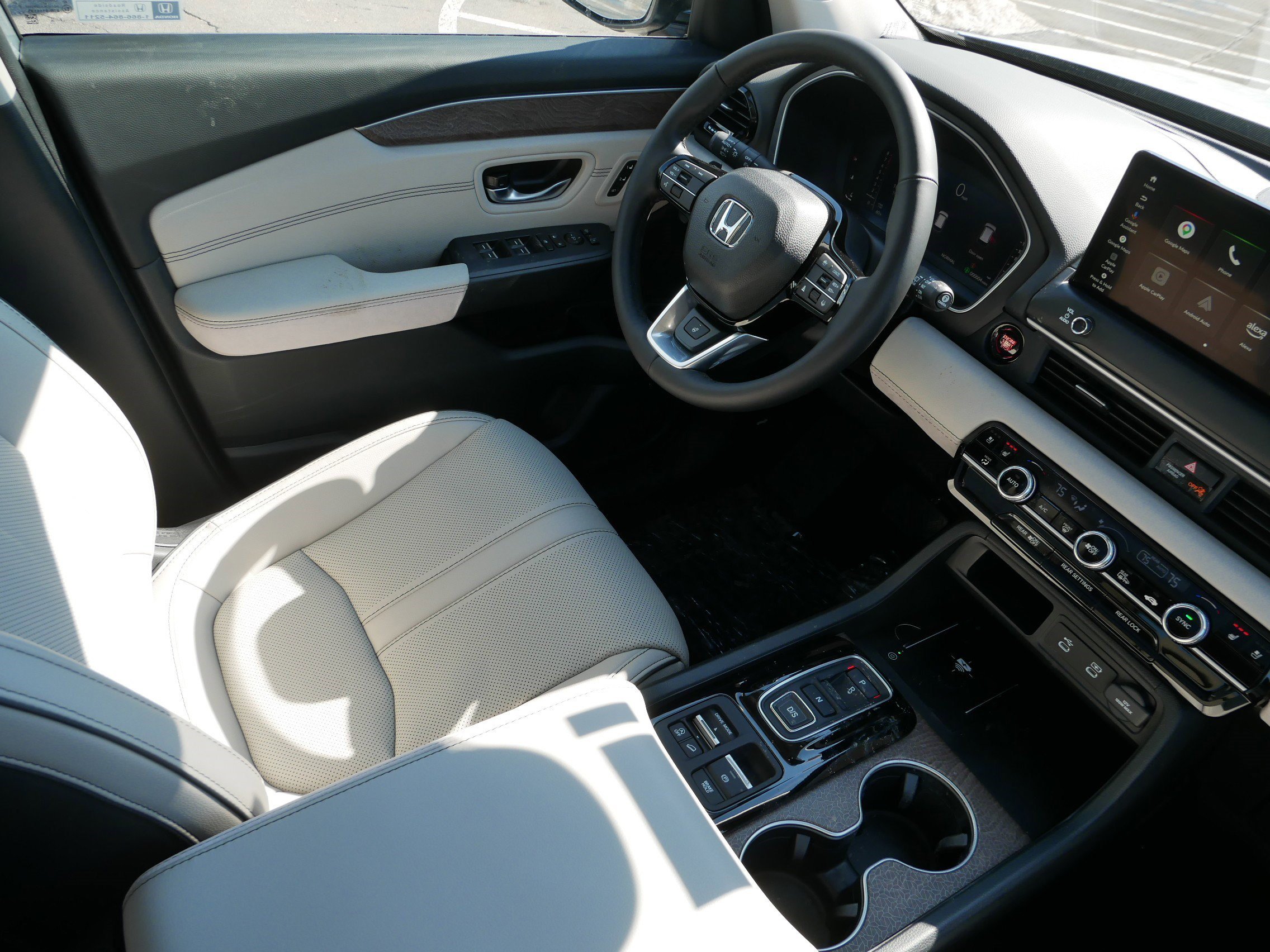 New 2026 Honda Pilot Elite image 9