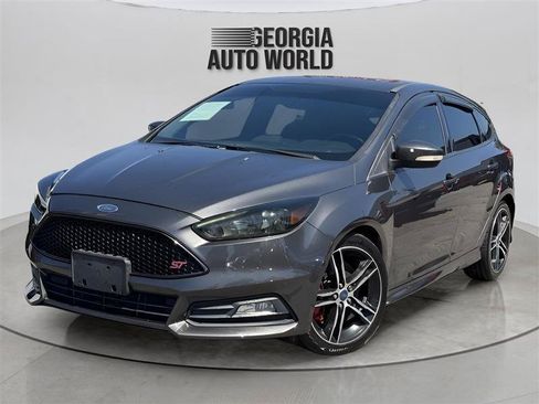 Used 2016 Ford Focus ST FWD image 6