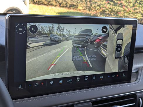 New 2026 Lincoln Corsair Premiere image 25