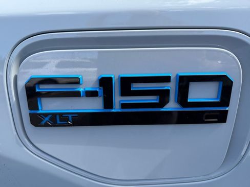 Used 2024 Ford F150 Lightning XLT AWD/4WD image 35