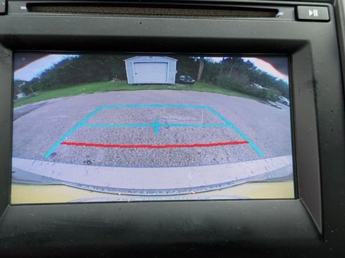 Used 2015 Toyota Camry LE FWD image 14
