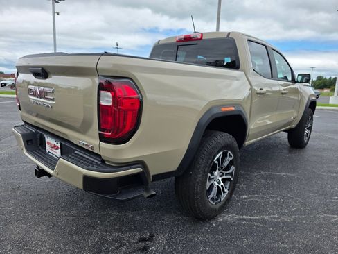 Used 2023 GMC Canyon AT4 w/ AT4 Premium Package AWD/4WD image 6