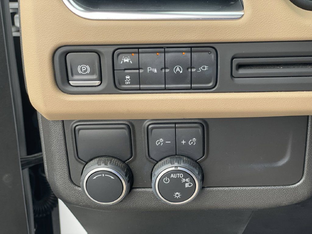 Certified 2021 Chevrolet Tahoe Premier RWD image 18