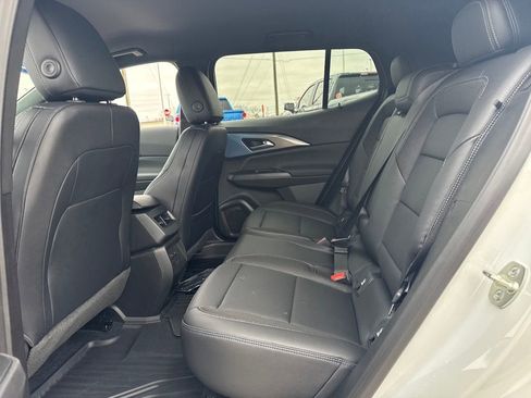 New 2026 Chevrolet Equinox EV LT image 14