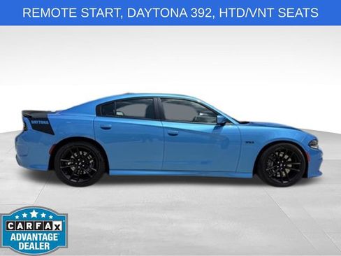 Used 2018 Dodge Charger R/T RWD image 3