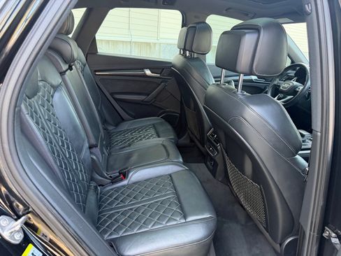 Used 2018 Audi SQ5 Premium Plus w/ Navigation Package AWD/4WD image 27