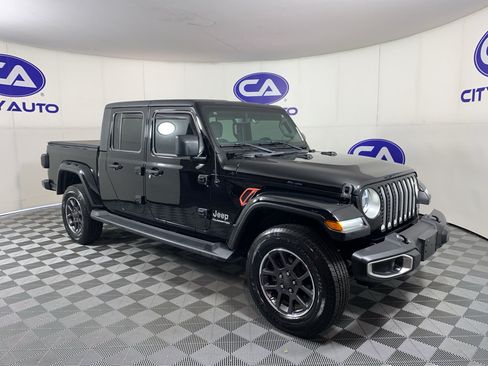 Used 2020 Jeep Gladiator Overland AWD/4WD image 2