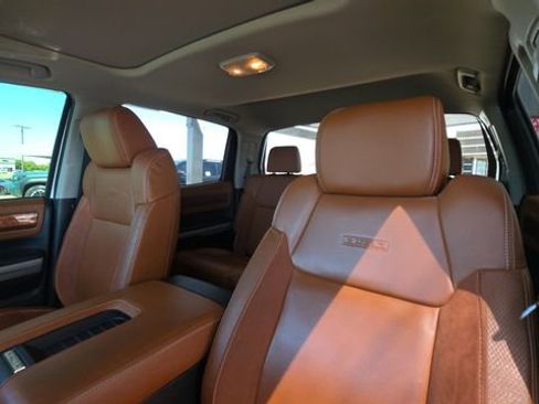 Used 2019 Toyota Tundra Platinum AWD/4WD image 14