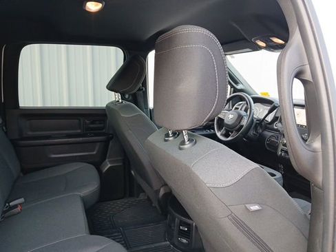 Used 2024 RAM 3500 Tradesman w/ Chrome Appearance Group image 27