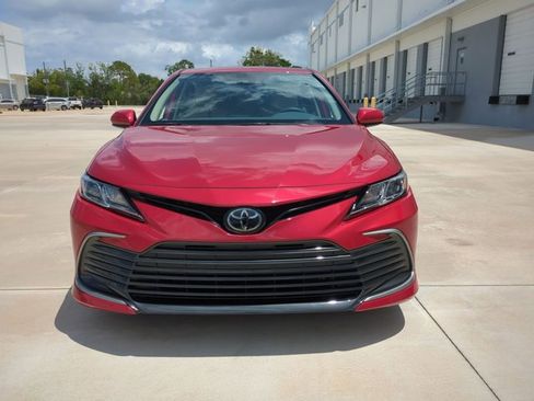Used 2023 Toyota Camry LE FWD image 2