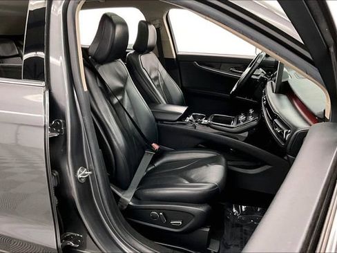 Used 2021 Lincoln Nautilus Reserve image 8