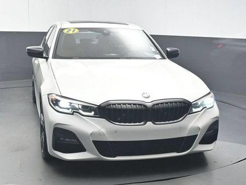 Used 2021 BMW 330i Sedan w/ M Sport Package RWD image 3