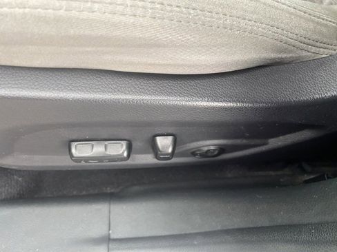 Used 2018 Hyundai Santa Fe Sport w/ 2.4L Value Package 02 image 21